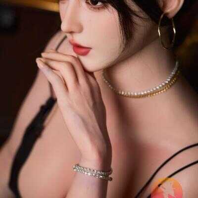 [SHEDOLL] 蘇月凝（ソ ゲツギョウ） 165cm | Eカップ 黒レースミニドレス · 縫い目ストッキング · 巨乳細腰美尻 · 植毛 + 加温機能 · 純欲系夜の伴侶